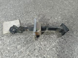 ограничитель открывания двери Mazda 3 BK (2003 - 2005), седан