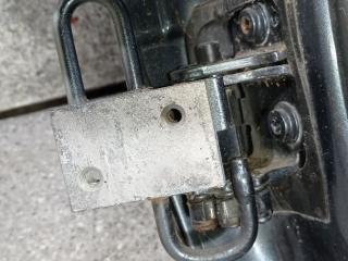 петля двери Audi A8 D3/4E (2002 - 2005)