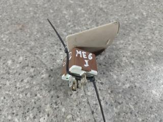 реле (прочие) Renault Megane 1 поколение [рестайлинг] (1999 - 2003), 1.4 л., i, K4J 750, бензин, МКПП, 7700810929