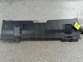 накладка внутренняя на заднюю панель кузова Toyota Yaris XP9 (2005 - 2009), 64716-0D020