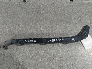 Крепление бампера переднего Skoda Fabia 2 поколение (5J) [рестайлинг] (2010 - 2014), универсал, 5J6807394