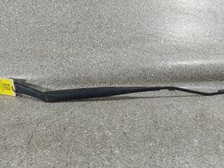 щеткодержатель (поводок стеклоочистителя, дворник) Hyundai Santa Fe 1 поколение (SM) (2000 - 2004), 2.0 л., CRDi, дизель, МКПП, полный привод