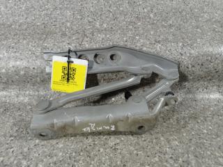 петля капота правая Skoda Roomster 1 поколение (2006 - 2010)