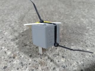 блок управления вентилятором (реле) Audi A8 D3/4E (2002 - 2005), 3.7 л., i, АКПП, полный привод, 8D0951253A