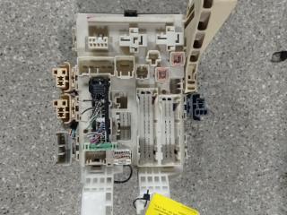 блок предохранителей Toyota Yaris XP9 (2005 - 2009), 1.4 л., D-4D, дизель, 82730-52700