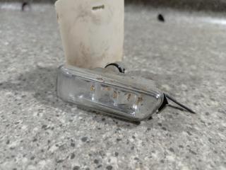 повторитель поворота на крыле правый Audi A8 D3/4E (2002 - 2005), 3.7 л., i, АКПП, полный привод, 4E0949128