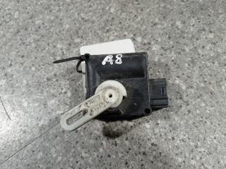моторчик заслонки печки Audi A8 D3/4E (2002 - 2005), 3.7 л., i, АКПП, полный привод, 4E0820511, 0132801323
