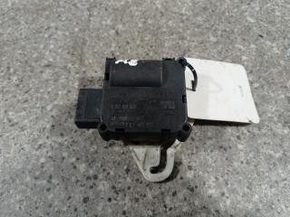 моторчик заслонки печки Audi A8 D3/4E (2002 - 2005), 3.7 л., i, АКПП, полный привод, 4E0820511, 0132801323
