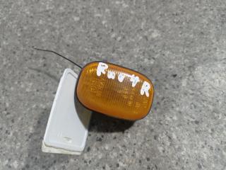 повторитель поворота на крыле правый Toyota RAV4 2 поколение (XA20) (2000 - 2003)