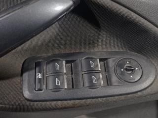блок управления стеклоподъемниками Ford Kuga 1 поколение (2008 - 2013)