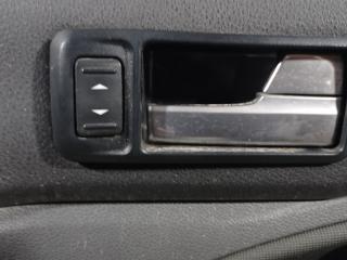 ручка внутренняя передняя правая Ford Kuga 1 поколение (2008 - 2013)