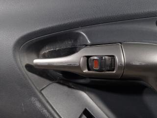 ручка внутренняя передняя правая Toyota Verso 1 поколение (2009 - 2013)