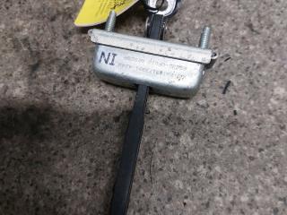 ограничитель открывания двери Toyota Verso 1 поколение (2009 - 2013)