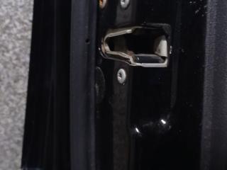 замок двери передней левой Dodge Nitro 1 поколение (2007 - 2010)