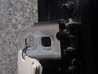 петля двери Dodge Nitro 1 поколение (2007 - 2010)