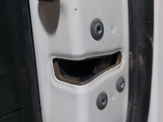 замок двери передней правой Toyota Yaris XP9 [рестайлинг] (2009 - 2012), хетчбэк 5 дв.