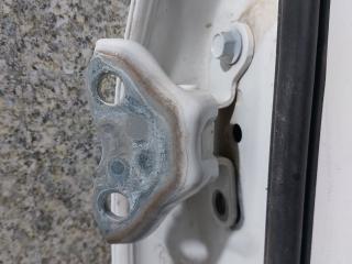 петля двери Toyota Yaris XP9 [рестайлинг] (2009 - 2012), хетчбэк 5 дв.