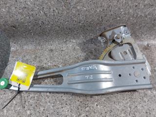 стеклоподъемник задний левый Toyota Yaris XP9 [рестайлинг] (2009 - 2012), хетчбэк 5 дв.