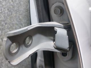 петля двери Toyota Yaris XP130 [рестайлинг] (2014 - 2017), хетчбэк 5 дв.
