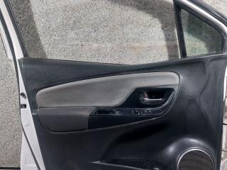 обшивка двери передняя левая Toyota Yaris XP130 [рестайлинг] (2014 - 2017), хетчбэк 5 дв.