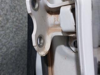 петля двери Toyota Yaris XP130 [рестайлинг] (2014 - 2017), хетчбэк 5 дв.