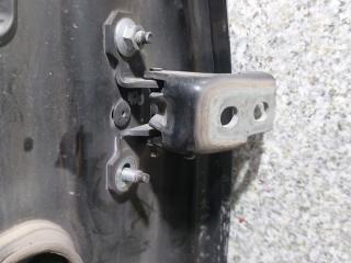 петля двери Renault Scenic 3 поколение (2009 - 2012)