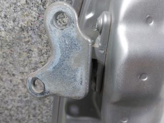 петля двери Mitsubishi Colt 6 поколение (Z20/Z30) (2002 - 2012), хетчбэк 5 дв.