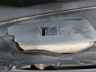 кнопка стеклоподъемника двери Toyota Auris 1 поколение (2006 - 2009)