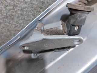 петля двери Mitsubishi Colt 6 поколение (Z20/Z30) (2002 - 2012), хетчбэк 5 дв.