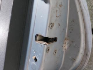 замок двери задней правой Mitsubishi Colt 6 поколение (Z20/Z30) (2002 - 2012), хетчбэк 5 дв.