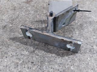 петля двери Audi A6 4A/C4 (1994 - 1997)