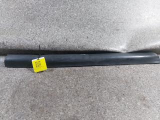 молдинг двери задней правой Audi A6 4B/C5 (1997 - 2001)