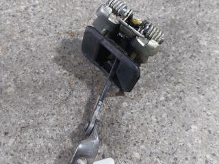 ограничитель открывания двери Dacia Sandero 1 поколение (2008 - 2012)