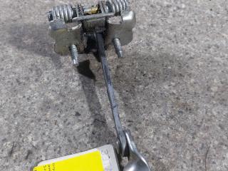 ограничитель открывания двери Dacia Sandero 1 поколение (2008 - 2012)