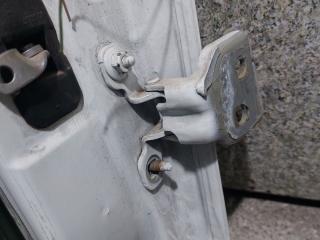 петля двери Dacia Sandero 1 поколение (2008 - 2012)