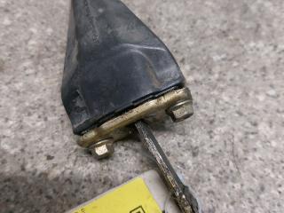 ограничитель открывания двери Volkswagen Golf 3 поколение (1991 - 2000), хетчбэк 5 дв.