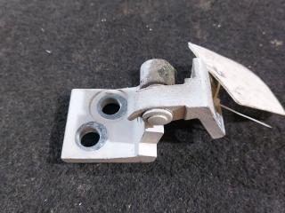 петля двери Volkswagen Golf 3 поколение (1991 - 2000), хетчбэк 5 дв.