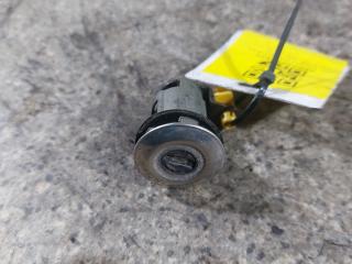 замок багажника Kia Carens 2 поколение (2006 - 2013)