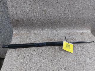 амортизатор крышки багажника (3-5 двери) Toyota Verso 1 поколение (2009 - 2013)