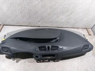 панель передняя салона (торпедо) Renault Scenic 3 поколение (2009 - 2012)