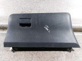 бардачок Toyota Yaris XP130 [рестайлинг] (2014 - 2017), 1.4 л., 1ND-TV, дизель, 6МКПП, 55550-0D151, 55551-0D150