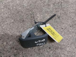 ручка открывания капота Mitsubishi Colt 6 поколение (Z20/Z30) (2002 - 2012)