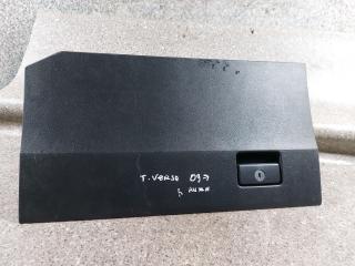 бардачок Toyota Verso 1 поколение (2009 - 2013), 55551-0F020