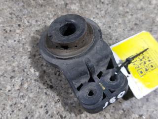 кронштейн радиатора Kia Carens 2 поколение (2006 - 2013), 2.0 л., CRDi