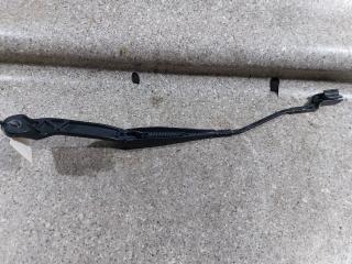 щеткодержатель (поводок стеклоочистителя, дворник) Ford Kuga 1 поколение (2008 - 2013)