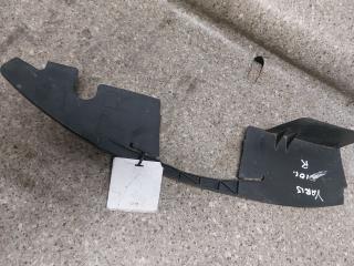 воздуховод (дефлектор) радиатора Toyota Yaris XP9 [рестайлинг] (2009 - 2012), 1.4 л., D-4D, 53285-52280