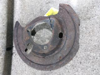 защитный кожух тормозного механизма Dodge Nitro 1 поколение (2007 - 2010), 2.8 л., CRD, полный привод