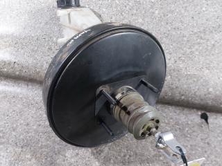 вакуумный усилитель тормозов Toyota Yaris XP9 [рестайлинг] (2009 - 2012), 1.4 л., D-4D, дизель, 47200-0D181