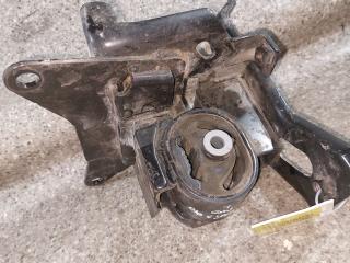 подушка крепления двигателя Toyota Yaris XP9 [рестайлинг] (2009 - 2012), 1.4 л., дизель