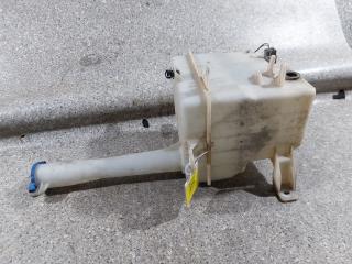 бачок омывателя Kia Carens 2 поколение (2006 - 2013), 2.0 л., CRDi, 98610-1D000
